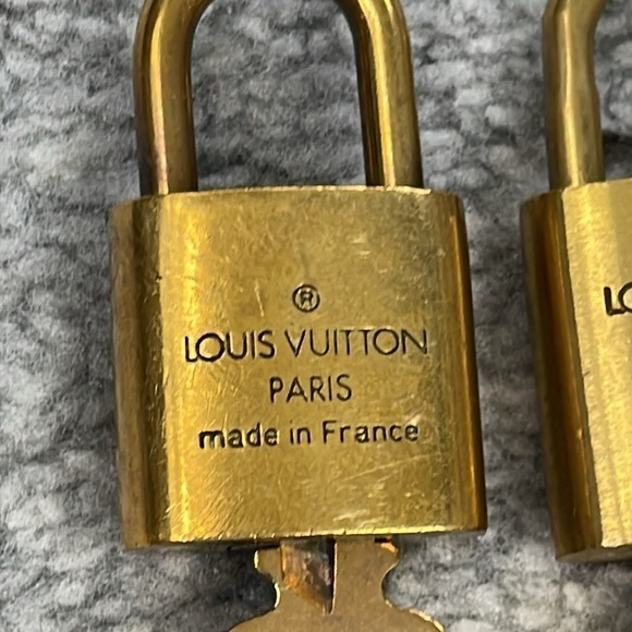 Bulk Lot Louis Vuitton Lock and Key Set of 3 Numbers 302 304 306 - Picture 6 of 9